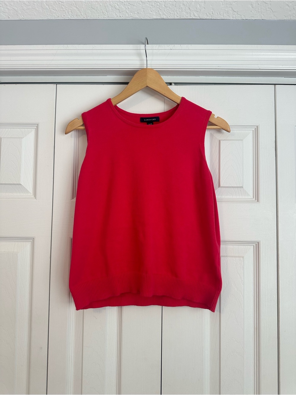 Lands End Red Sleeveless Sweater, Size Small